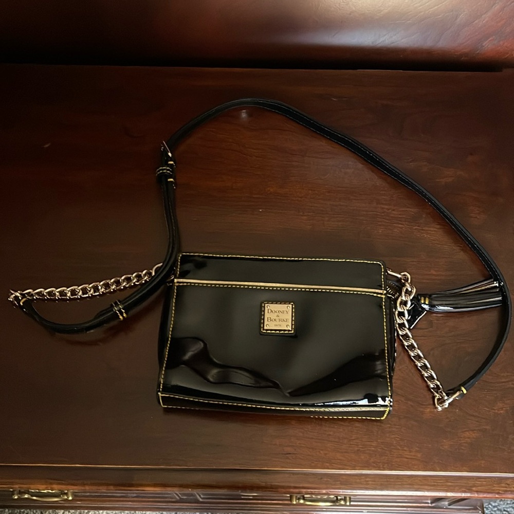 Dooney & Bourne black letter crossbody purse